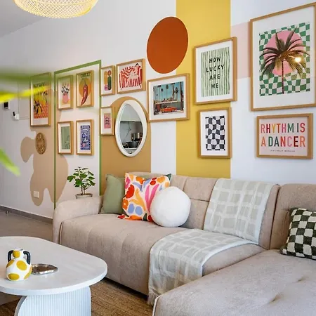 Lunette - Artful 1-br & Balcony In شقة لارنكا