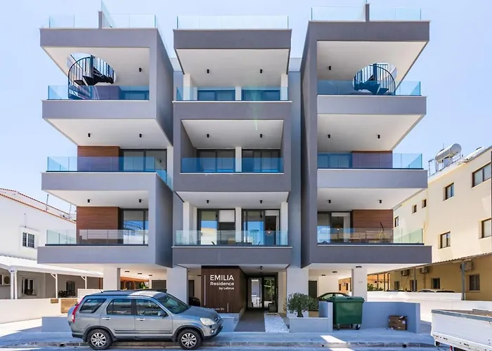 Apartment Lunette - Artful 1-br & Balcony In