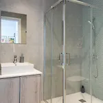 Lunette - Artful 1-br & Balcony In Larnaca